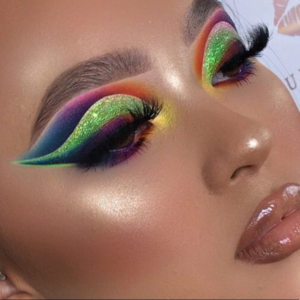 Lashes💕 - Picture 6 of 7